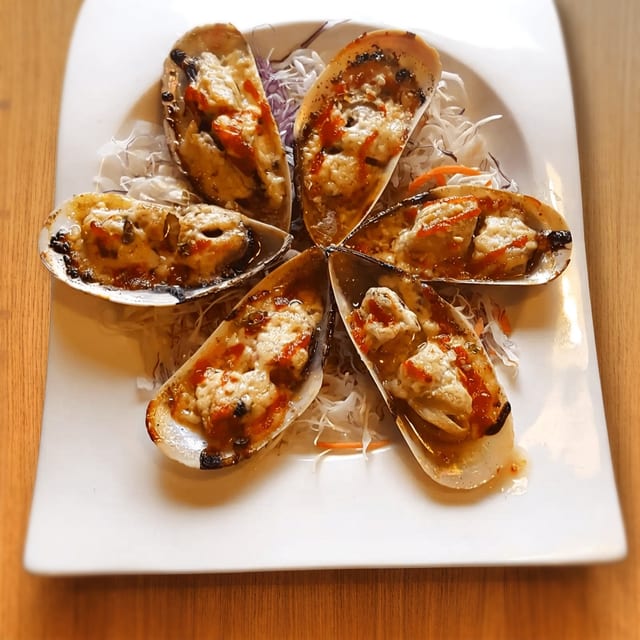 Baked Green Mussels.